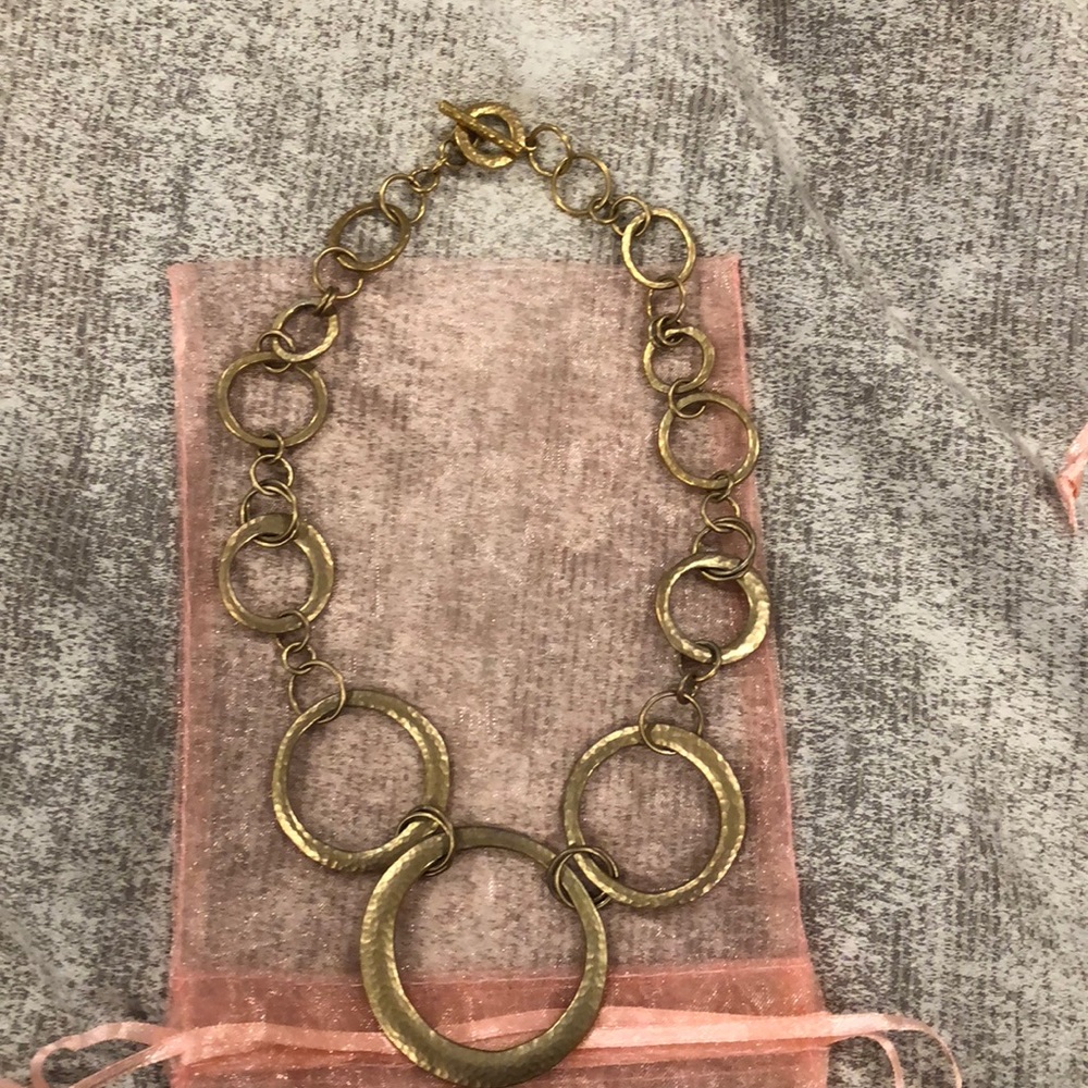 Hammered brushed gold links necklace.